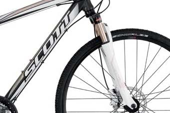 Both Scott and Trek decided to take this drastic measure after they received 29 reports of broken forks. - Photo Scott