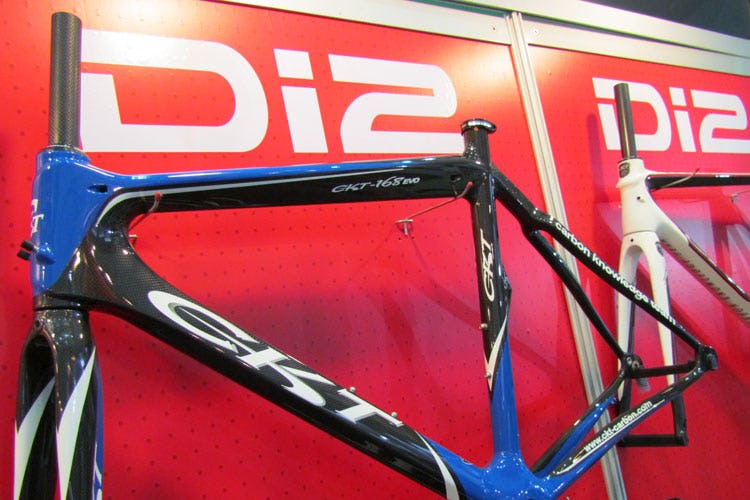 Supply of Standard Frames Suited for Electronic Shifting Expanding