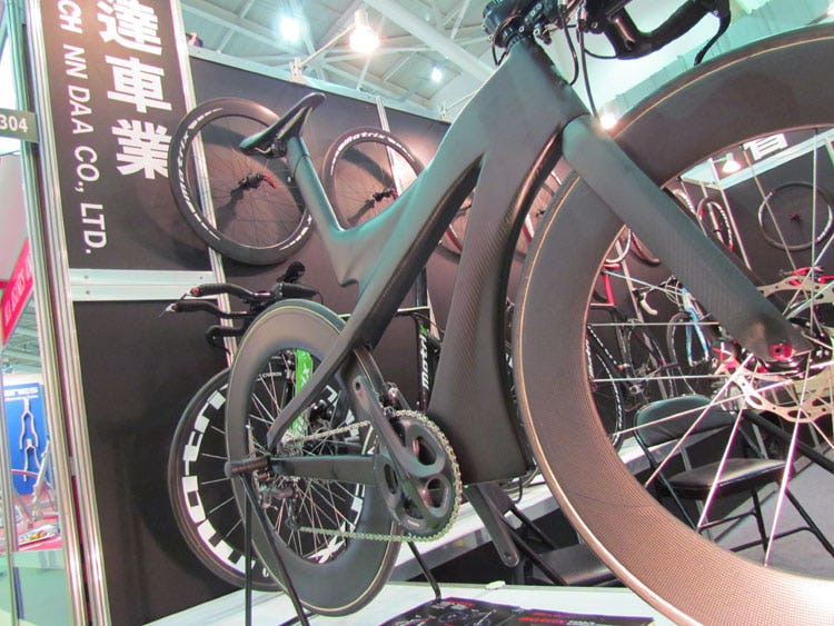 Aerodynamics Continues as Trend in (Carbon) Frames