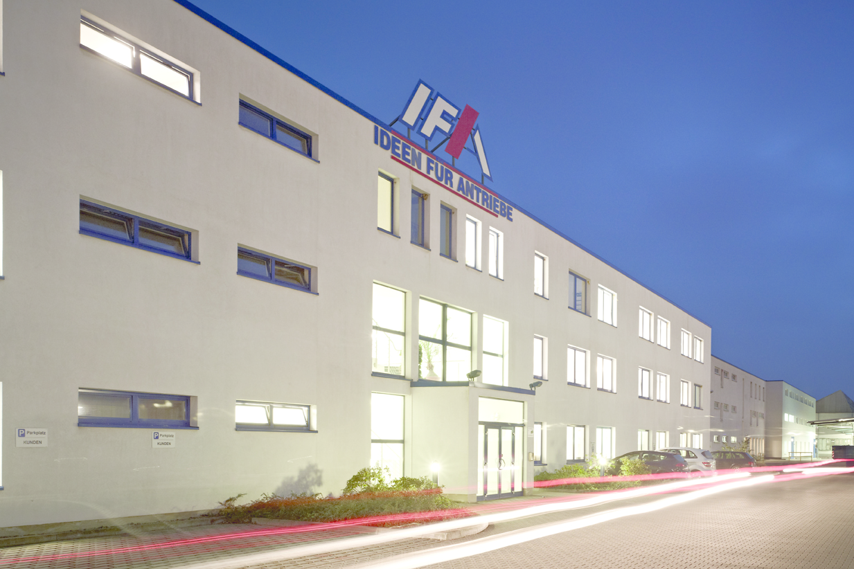 IFA-Rotorion is a leading supplier of front and rear drive shafts and components for passenger cars and light commercial vehicles. - Photo IFA-Rotorion