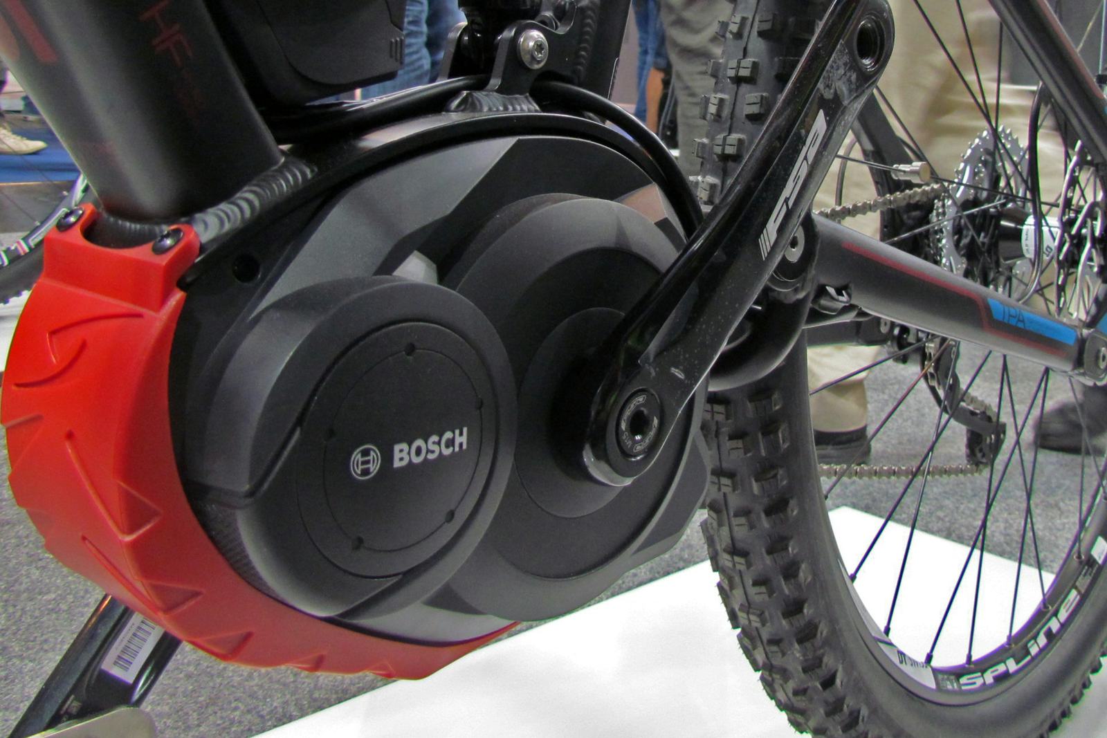 Numerous webshops are offering e-bike tuning kits. The one for Bosch systems looks the same at all webshops with similar photos used online. – Photo Bike Europe

