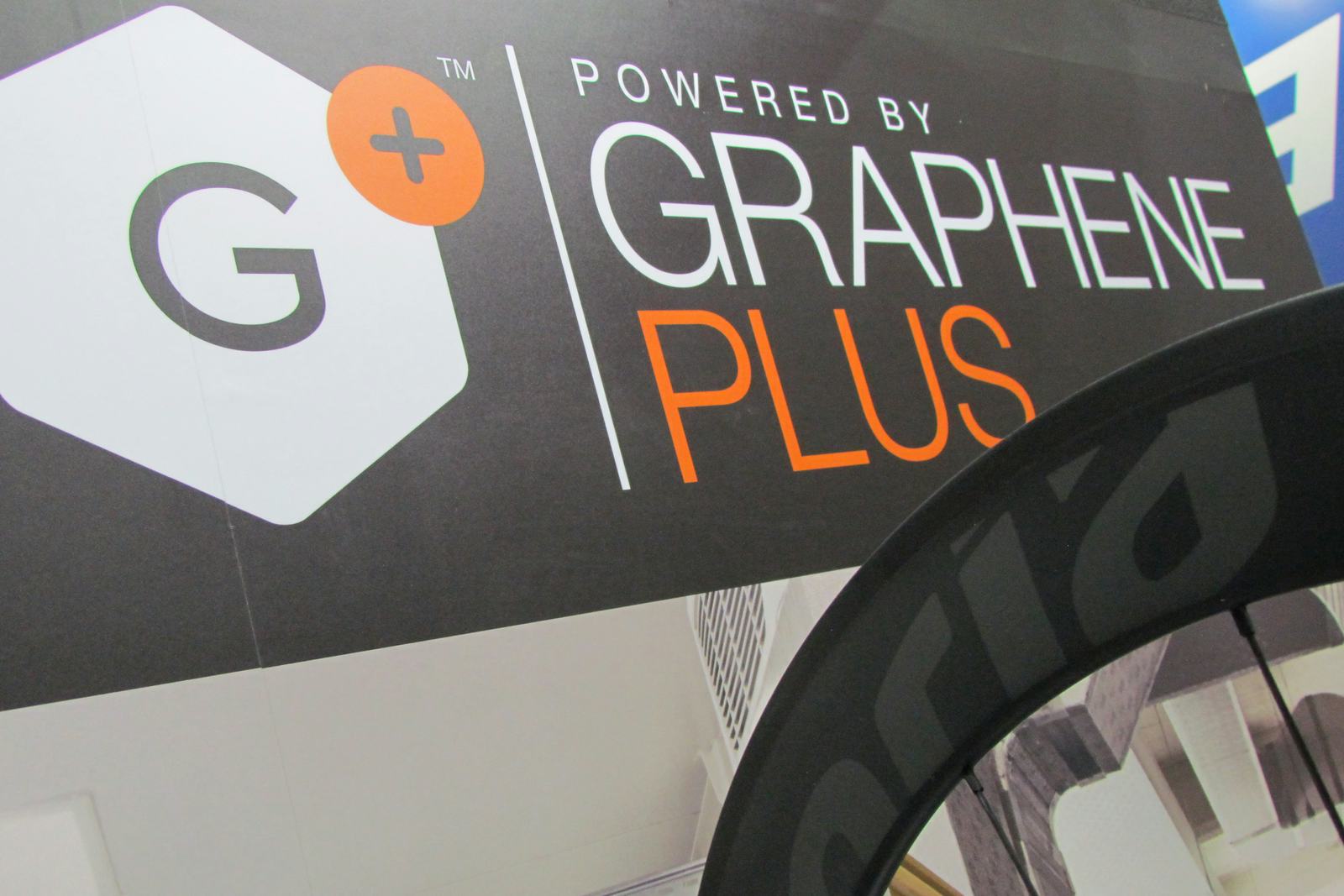 Graphene additive boosts carbon properties and allows a much improved performance of Vittoria's Qurano full carbon rims. – Photo Bike Europe