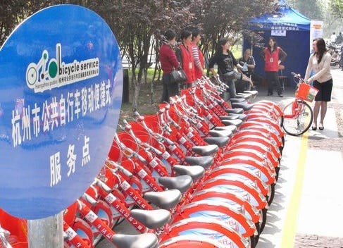 China has the biggest bike-sharing systems operating up to 90,000 bikes in one city. – Photo Bike Europe