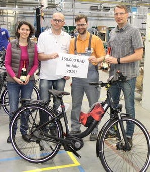 Celebrating the 150,000th bike produced at the Diamant factory in Hartmannsdorf. – Photo Trek