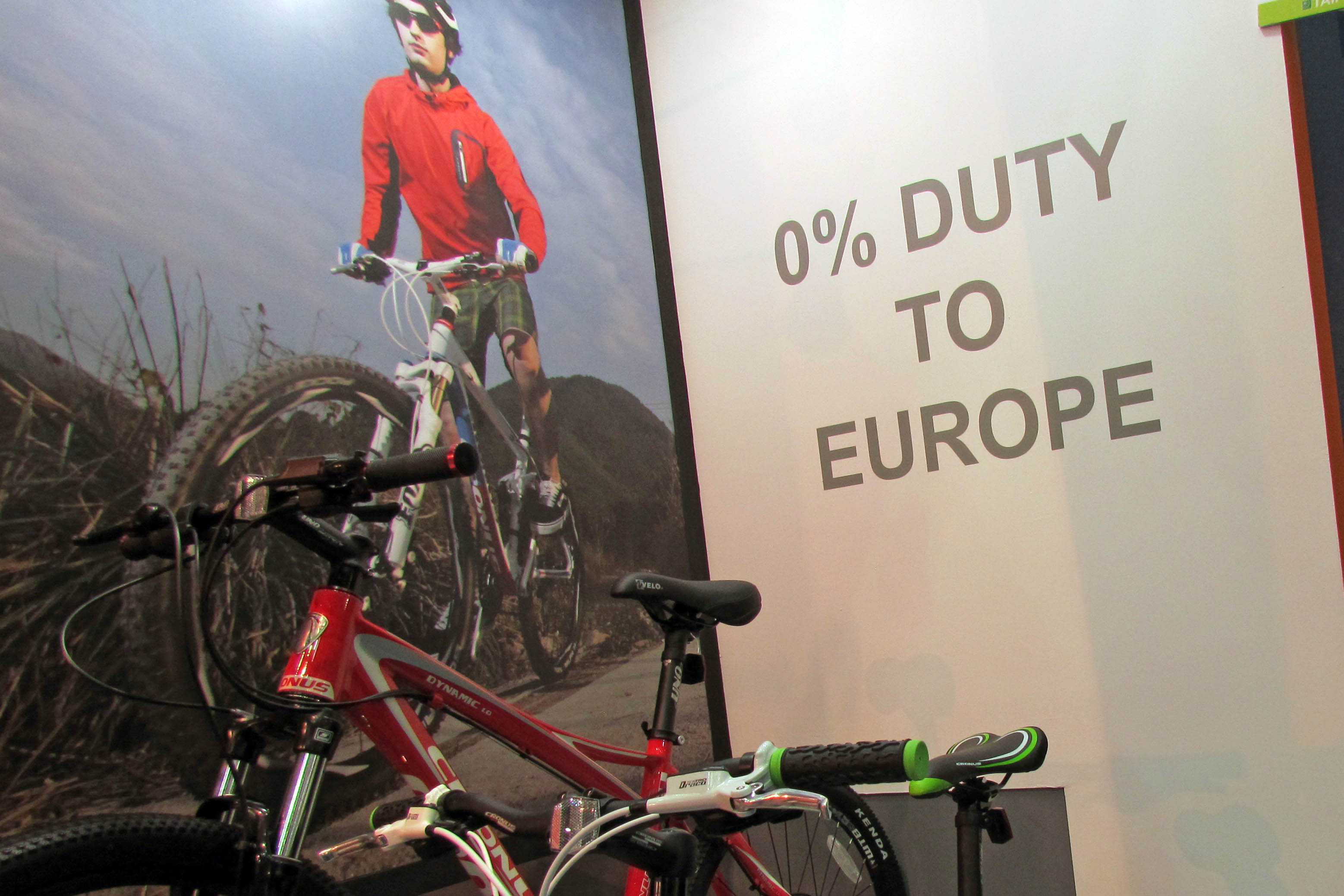 That Cambodia’s request for the extension of the derogation term to the EU will fall on deaf ears is becoming more likely since the initiatives for bringing production back to Europe. – Photo Bike Europe