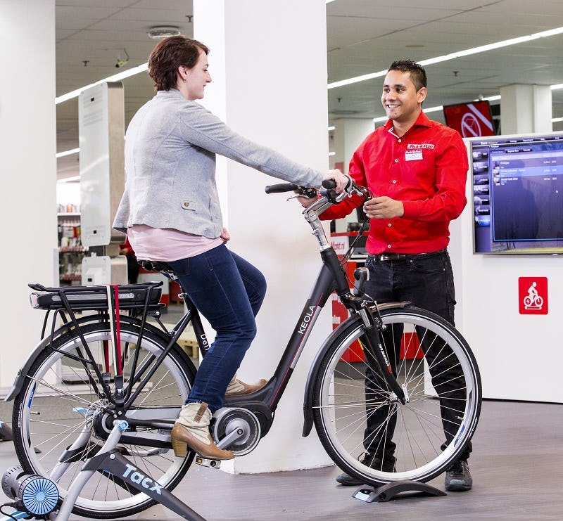 Media Markt’s start in e-bikes takes place with private label Keola e-bikes as well as with Mando Footloose’ chainless electric bicycles. – Photo Media Markt
