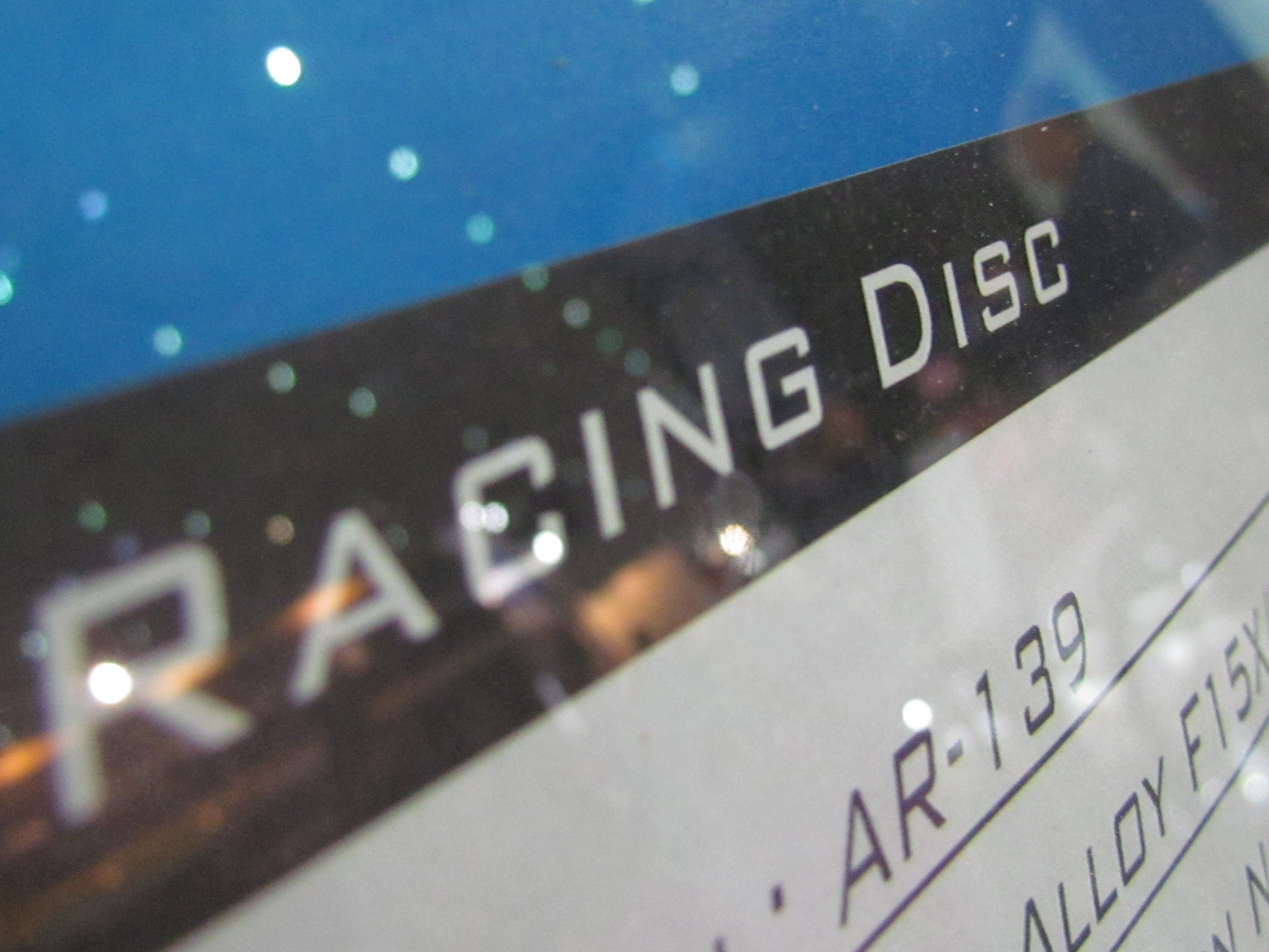 當UCI批准公路車比賽中可以使用碟煞時，公路賽車市場將會見到油壓碟煞系統的廣泛使用。-Photo Bike Europe