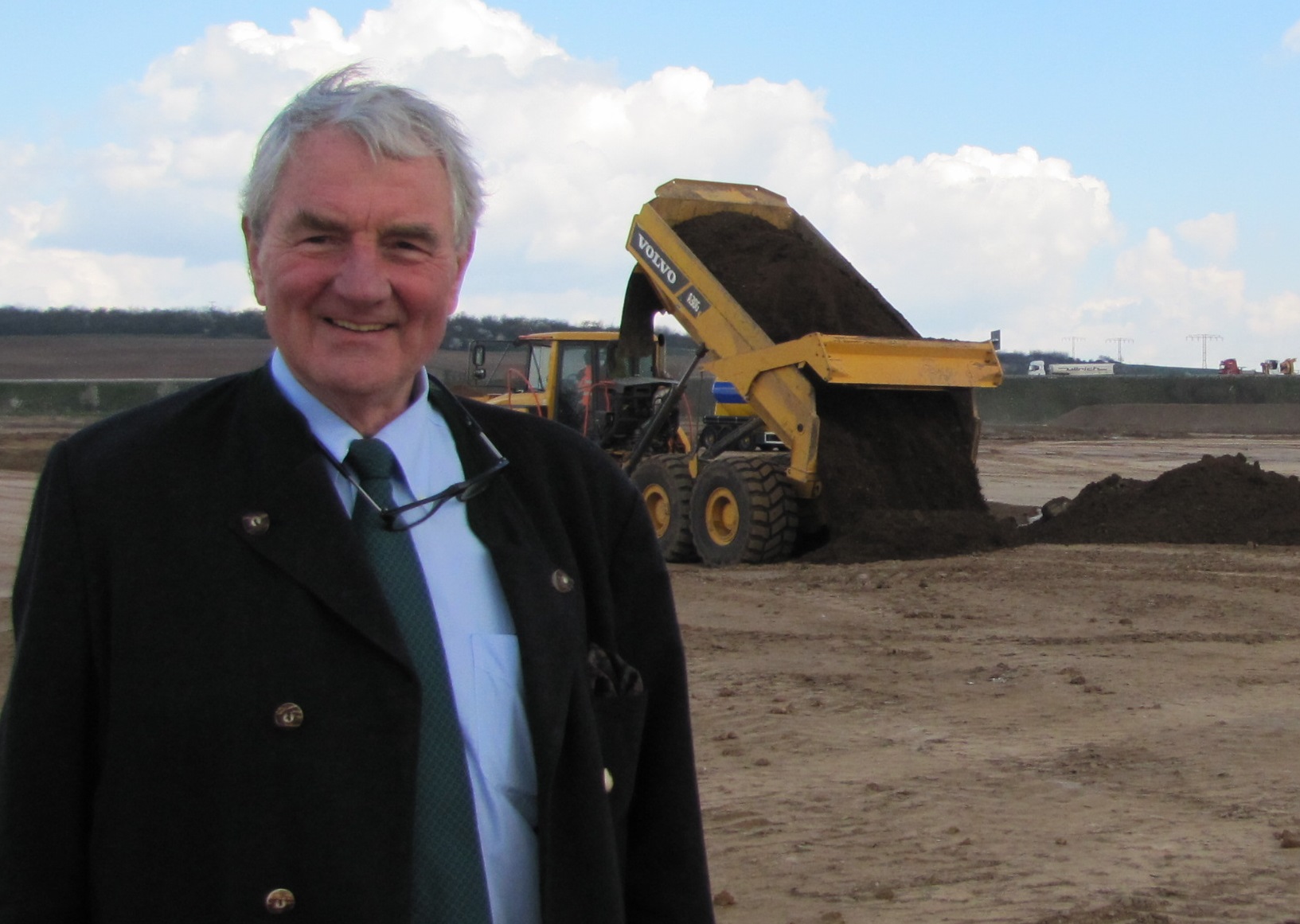 ‘Concept is to develop bike valley in Sangerhausen with a capacity between 1 to 2 million bicycles,’ says MIFA owner and CEO Heinrich von Nathusius while showing the site of the new factory. – Photo Bike Europe