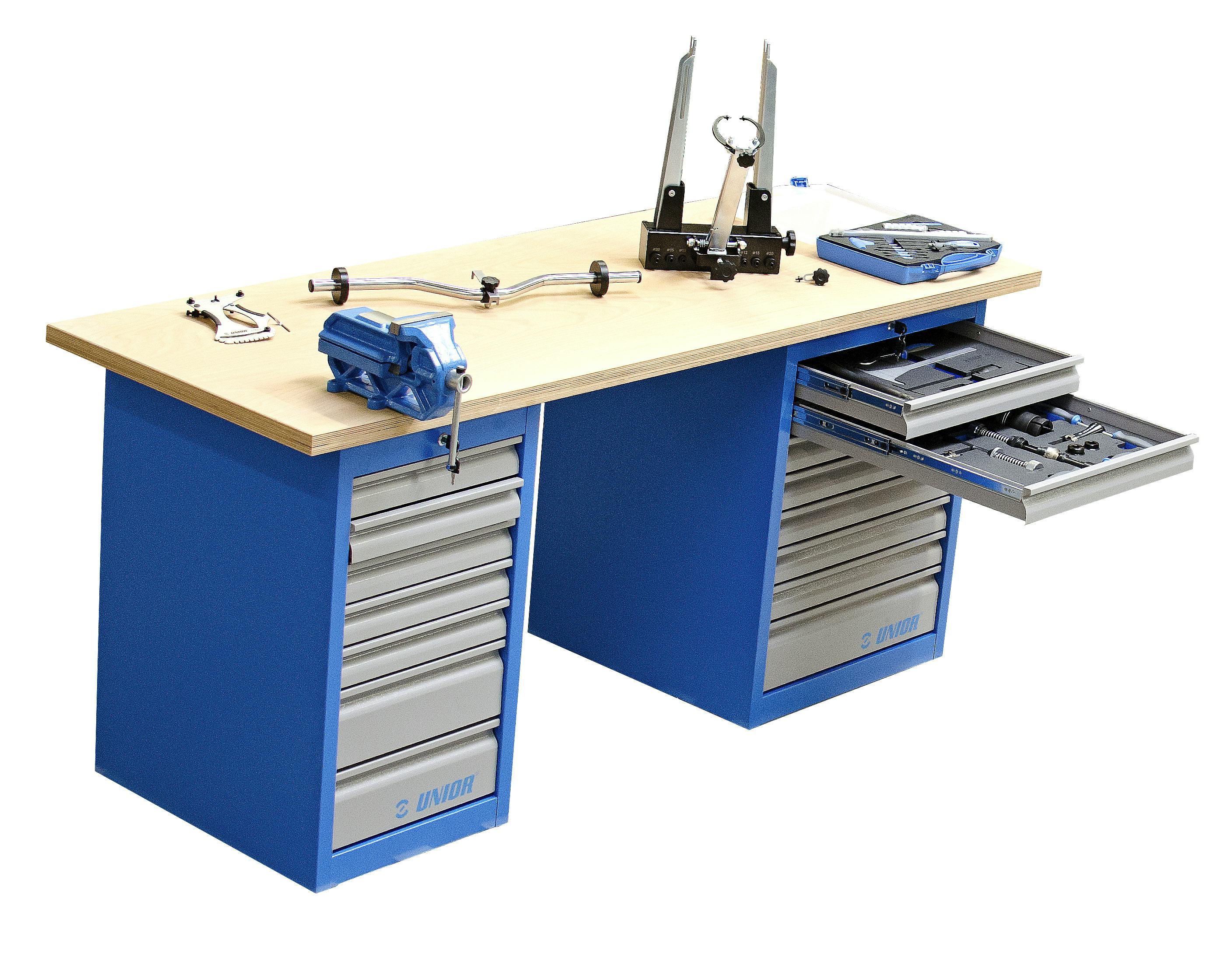 Unior offers three different workbench sets. – Photo Unior