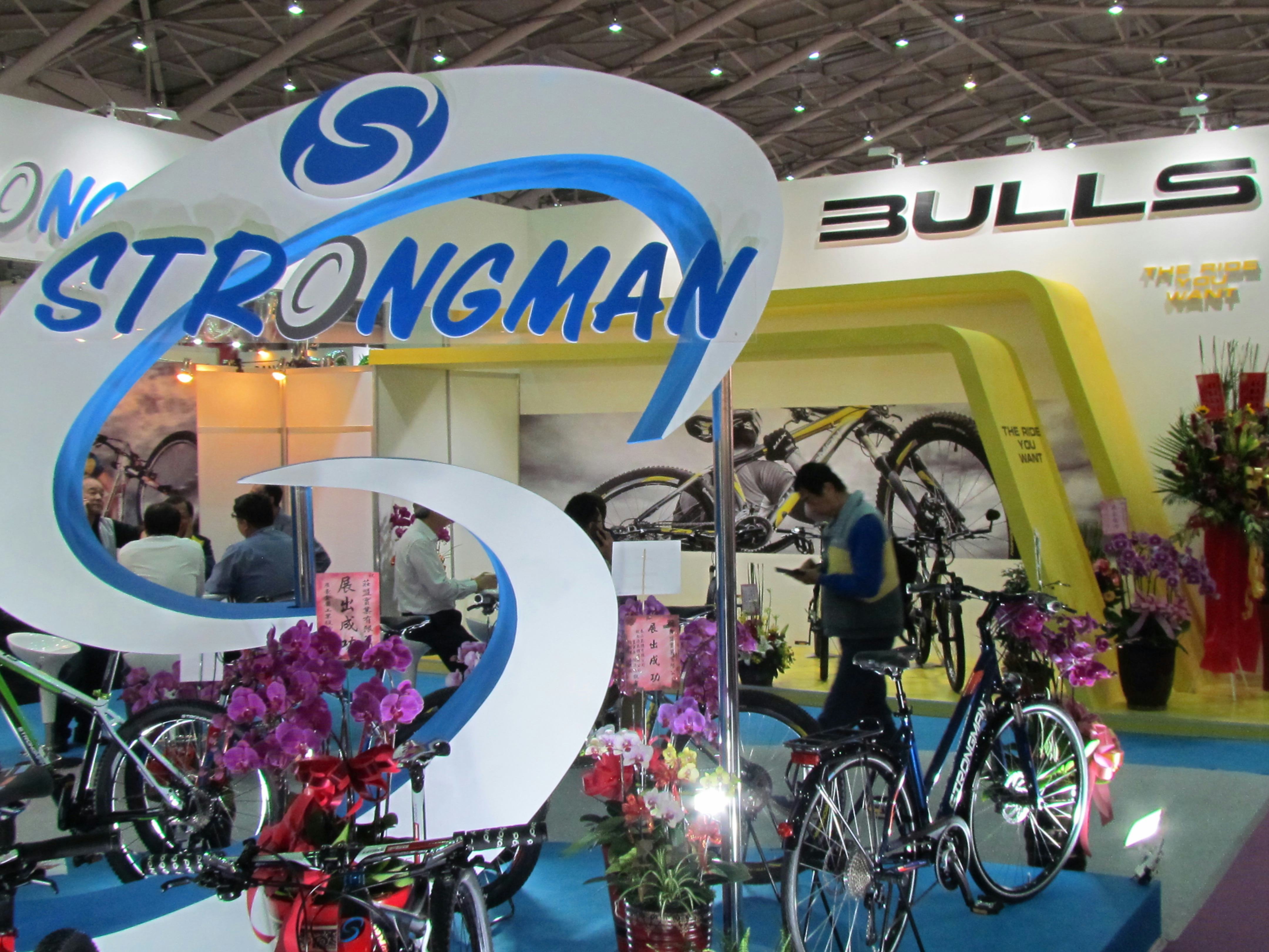 Strongman is a major Cambodian bicycle exporter making Bulls bikes for ZEG. The EU imported close to 1.4 million bicycles from Cambodia in 2015; up 14% on the 2014 total. – Photo Bike Europe