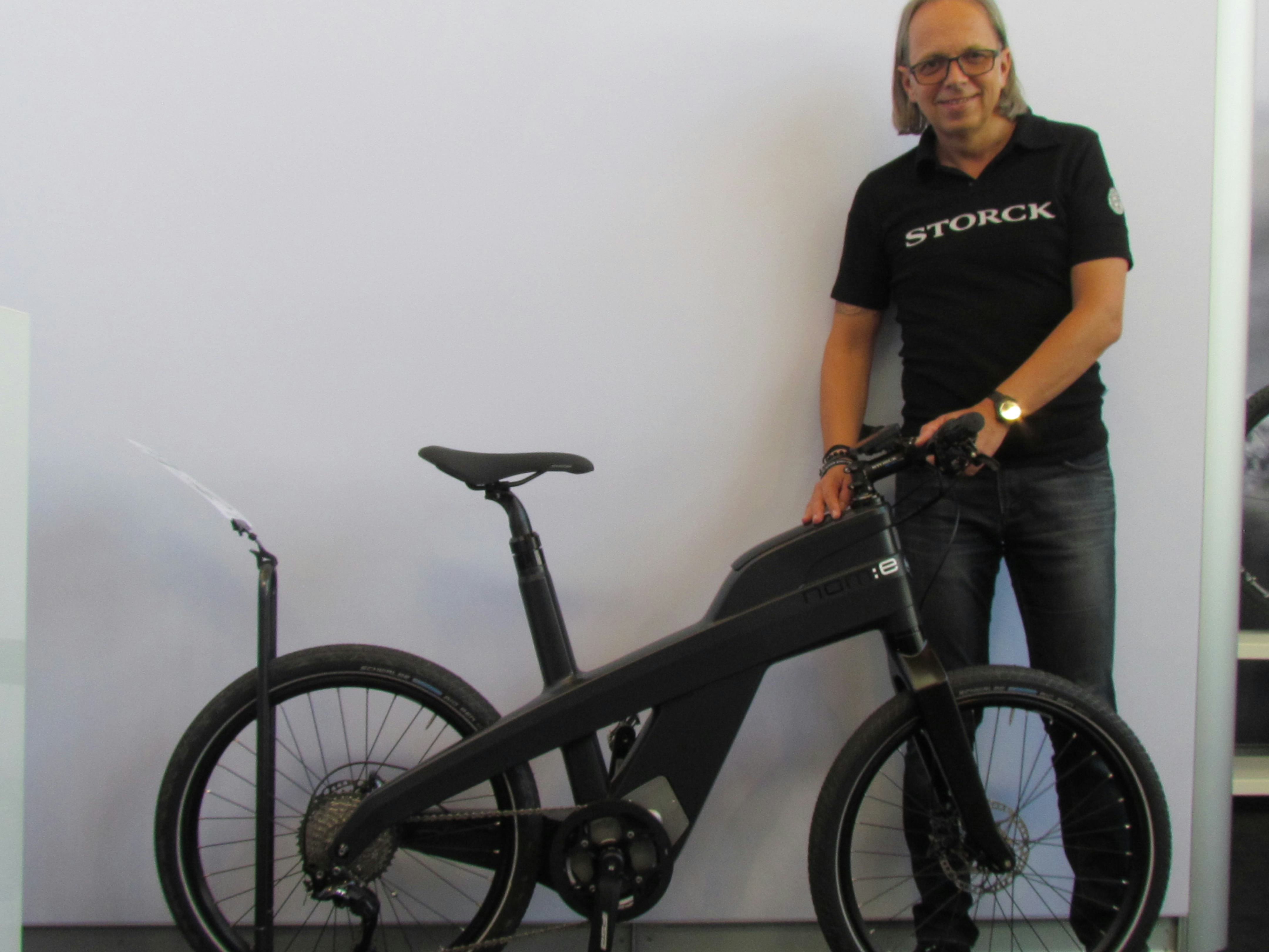 According to Markus Storck e-bikes with the special composite frames that integrate motor, battery and control unit is in 2017 to be sold for about 3,000 euro retail. – Photo Bike Europe