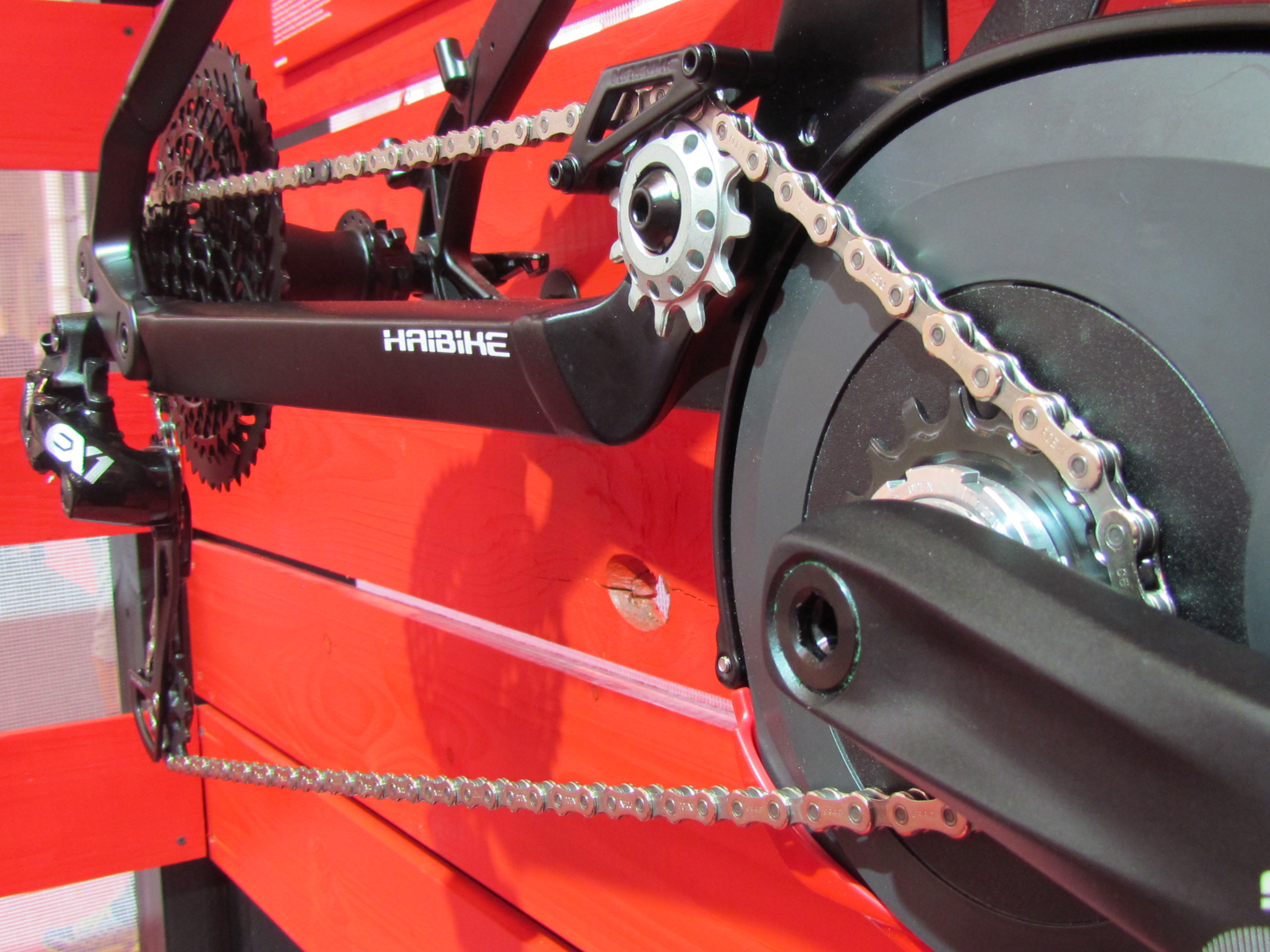 SRAM’s EX1 transmission set, ‘World’s 1st drive system specifically developed for e-MTBs unique demands’. – Photos Bike Europe