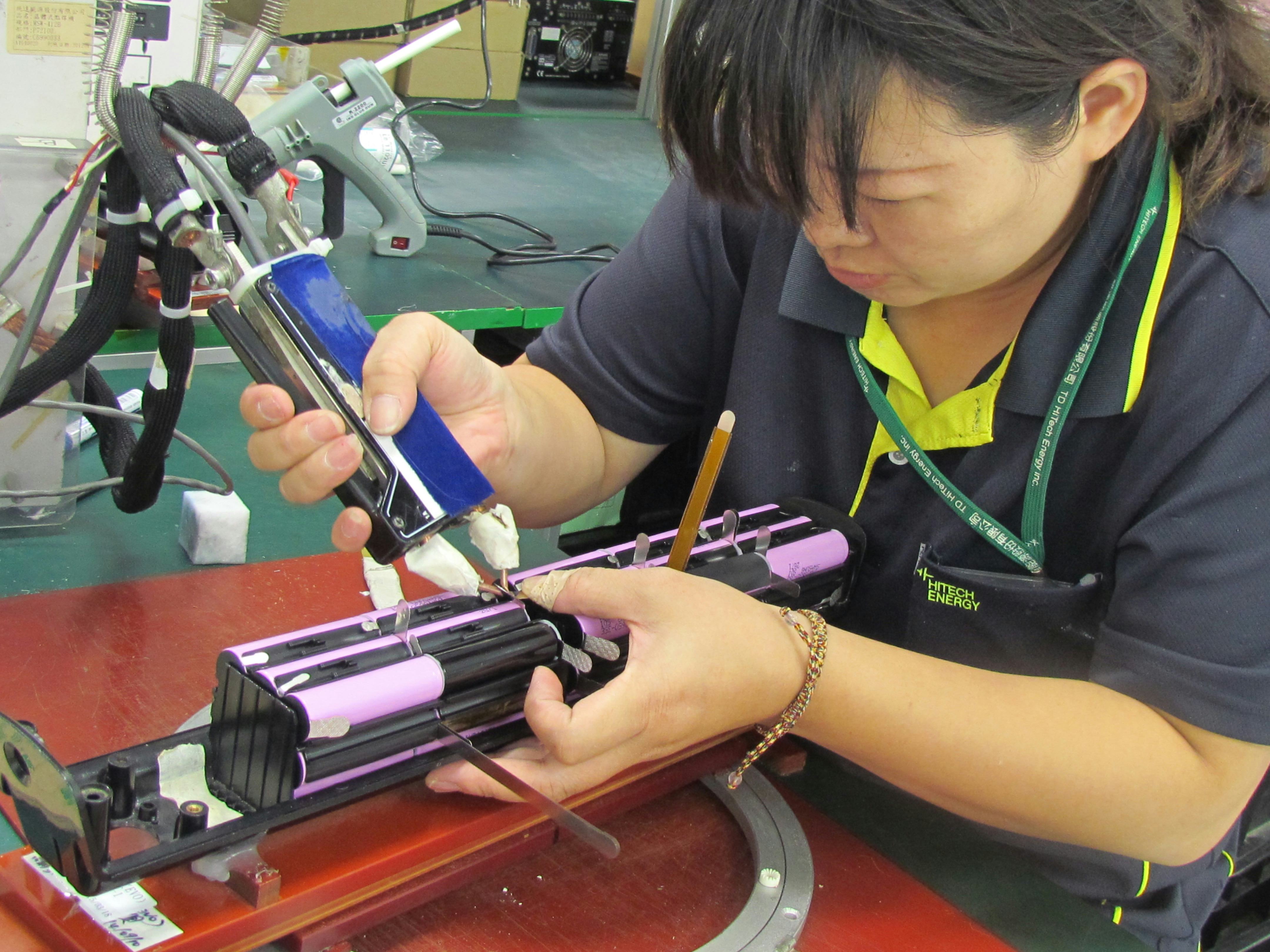 E-bike battery production at Taiwan based HiTech Energy. – Photo Bike Europe 