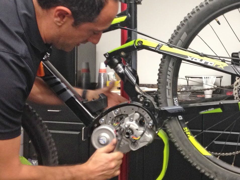 Czech Republic is EU’s 2nd country where qualifications for e-bike mechanics are state recognized. – Photo Bike Europe