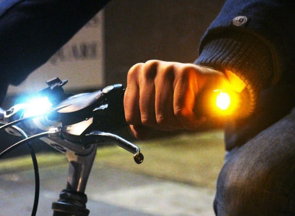 New German road regulations include extensive changes concerning bicycle lighting, including the use of indicators. – Photo Bike Europe