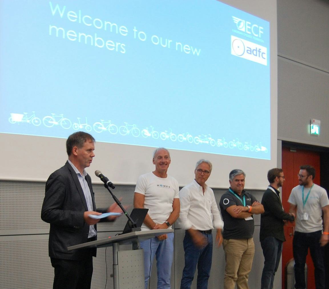 New Cycling Industry Club members were welcomed at Eurobike by ECF’s development director Kevin Mayne (left). – Photo ECF 