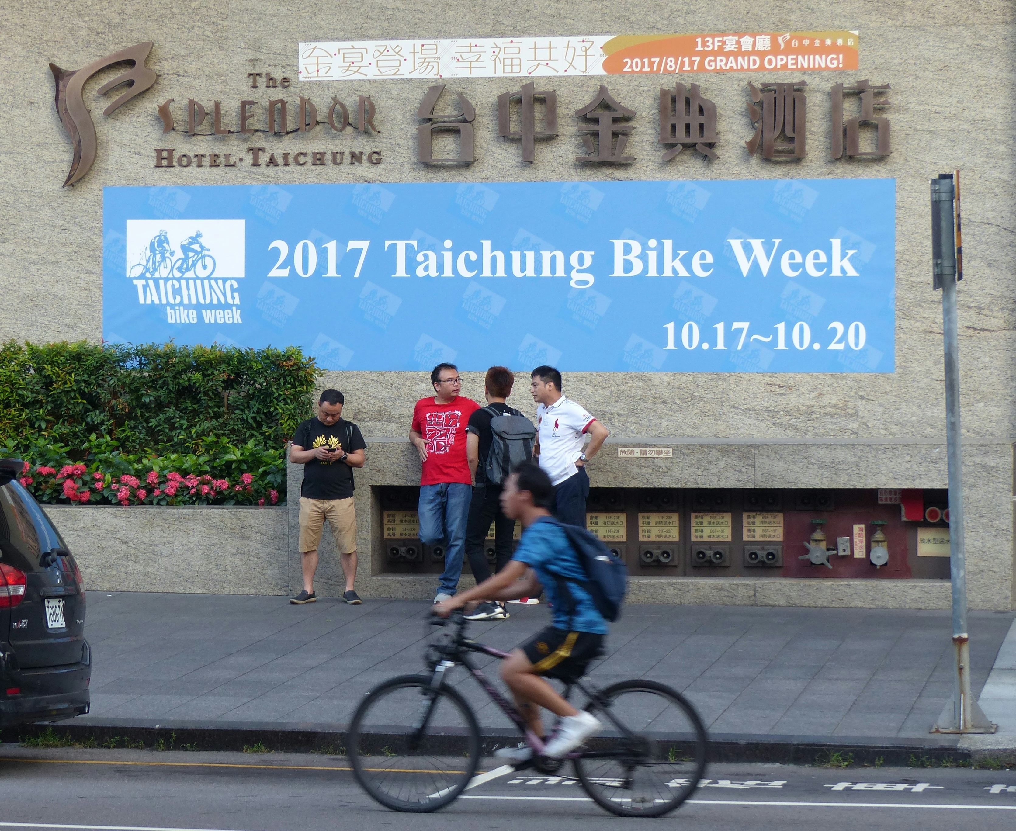 No less than 470 exhibitors this year at Taichung Bike Week with strikingly e-bikes hardly visible at the booths. – Photo Bike Europe 