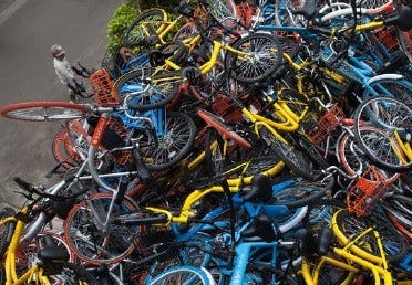 European cities fear same kind of chaotic situations in their street with the arrival of Chinese bike sharing systems. – Photo Bike Europe  
