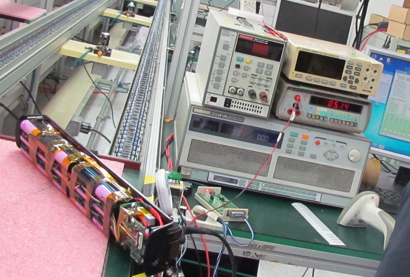 為了延長使用壽命，自動充電／放電至最佳水平是必須的，也因此電動自行車省電器正在開發中。照片來源／Bike Europe