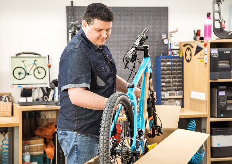 According to Internetstores Fahrrad.de service partners will be able to generate additional sales through final assembly of online ordered bikes. Photo Internetstores GmbH