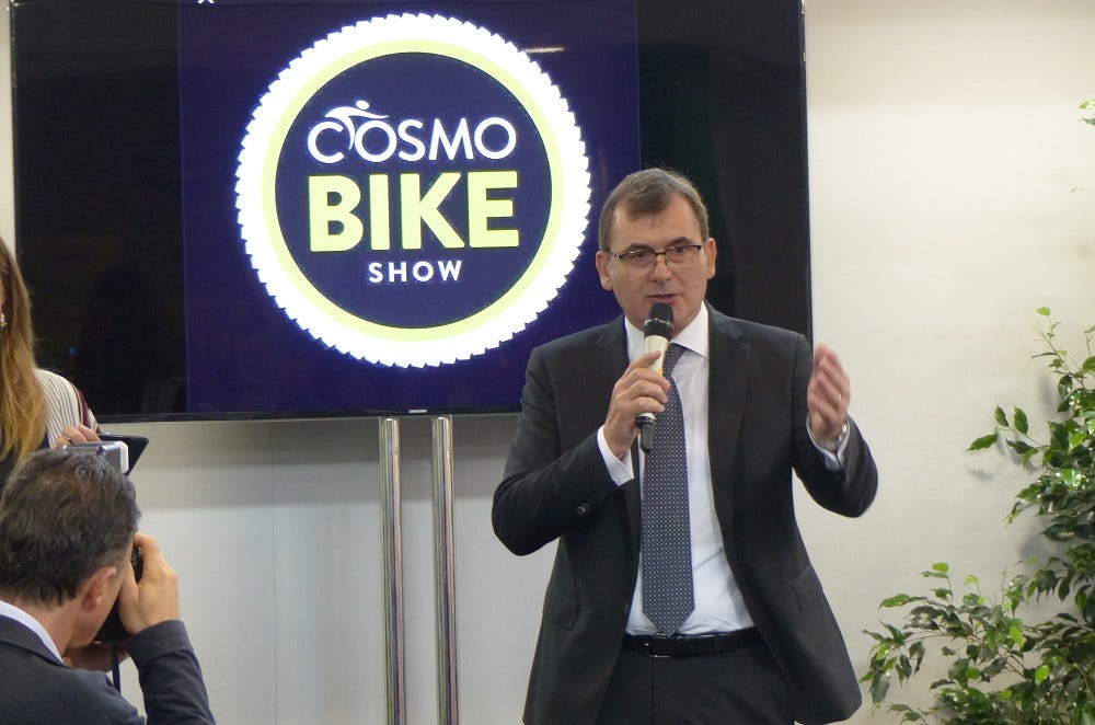 ‘Our target group will focus on cycling enthusiasts instead of trade visitors,’ said Giovanni Mantovani, CEO of CosmoBike organizer Veronafiere. – Photo Bike Europe