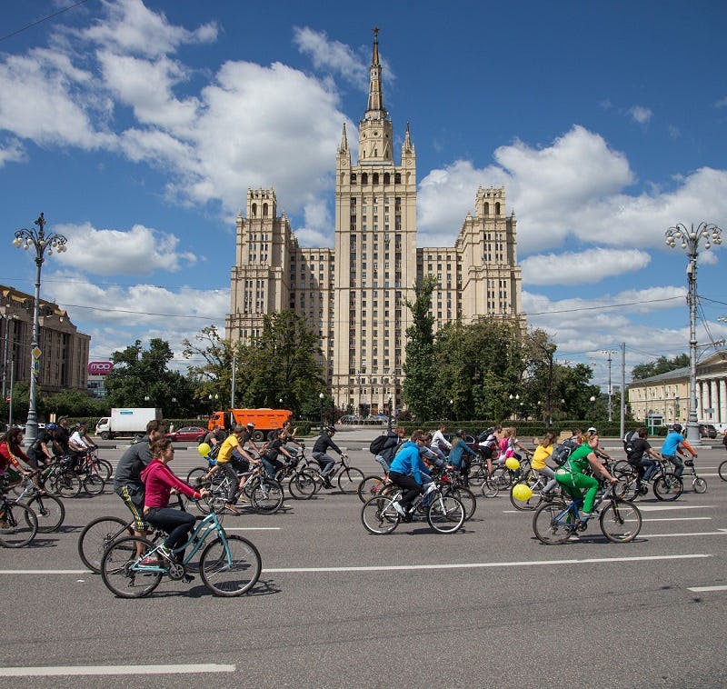 Cycling is on the up and up in Russia with Moscow setting the trend. – Photo Andrey Khorkov
