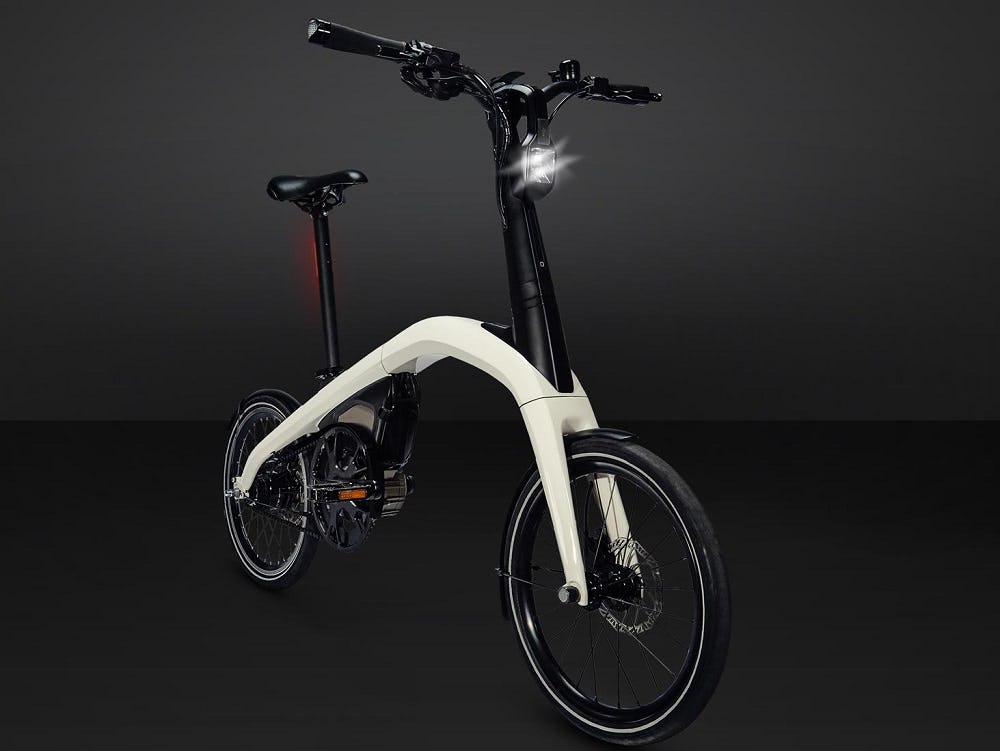 GM’s folding e-bike which is next to a compact e-bike coming in 2019. – Photo GM