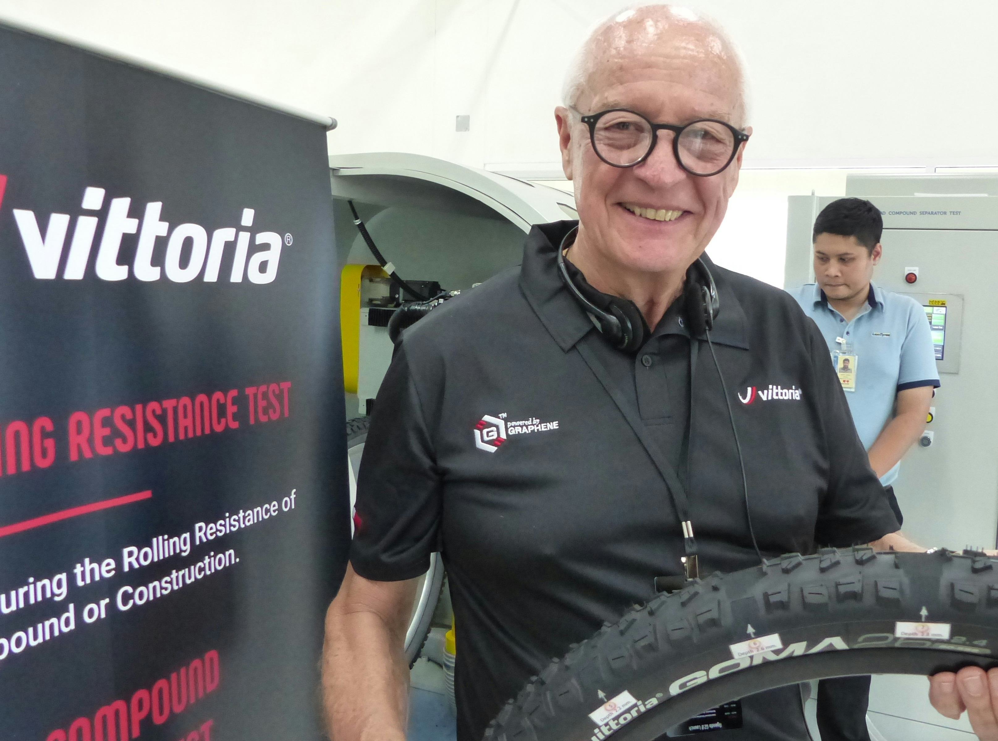Vittoria Industries President Rudie Campagne, showing tyre made with 2nd generation Graphene enabling performance boosts for specific characteristics. – Photo Bike Europe