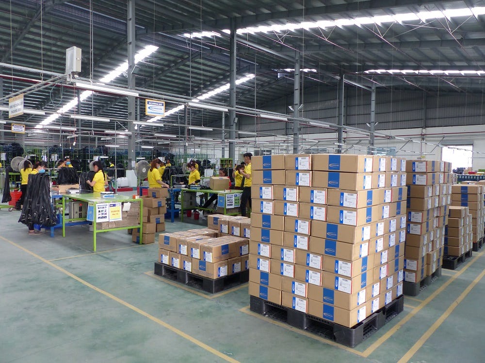 One hall is fully dedicated to the production of tubes, while the tyres are made in the second hall. – Photos Bike Europe