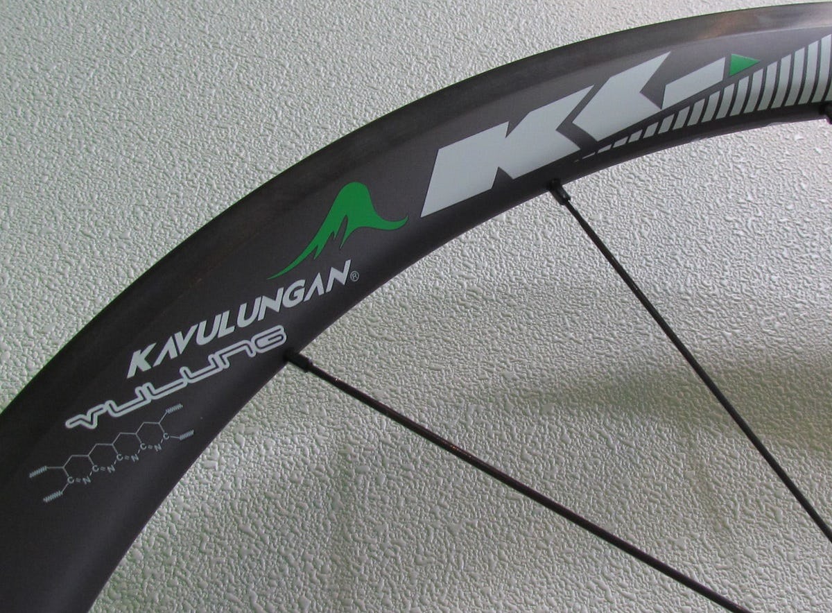 KL Cycling has a background in carbon fiber aerospace engineering and markets Kavulungan branded carbon wheelsets. – Photo Bike Europe