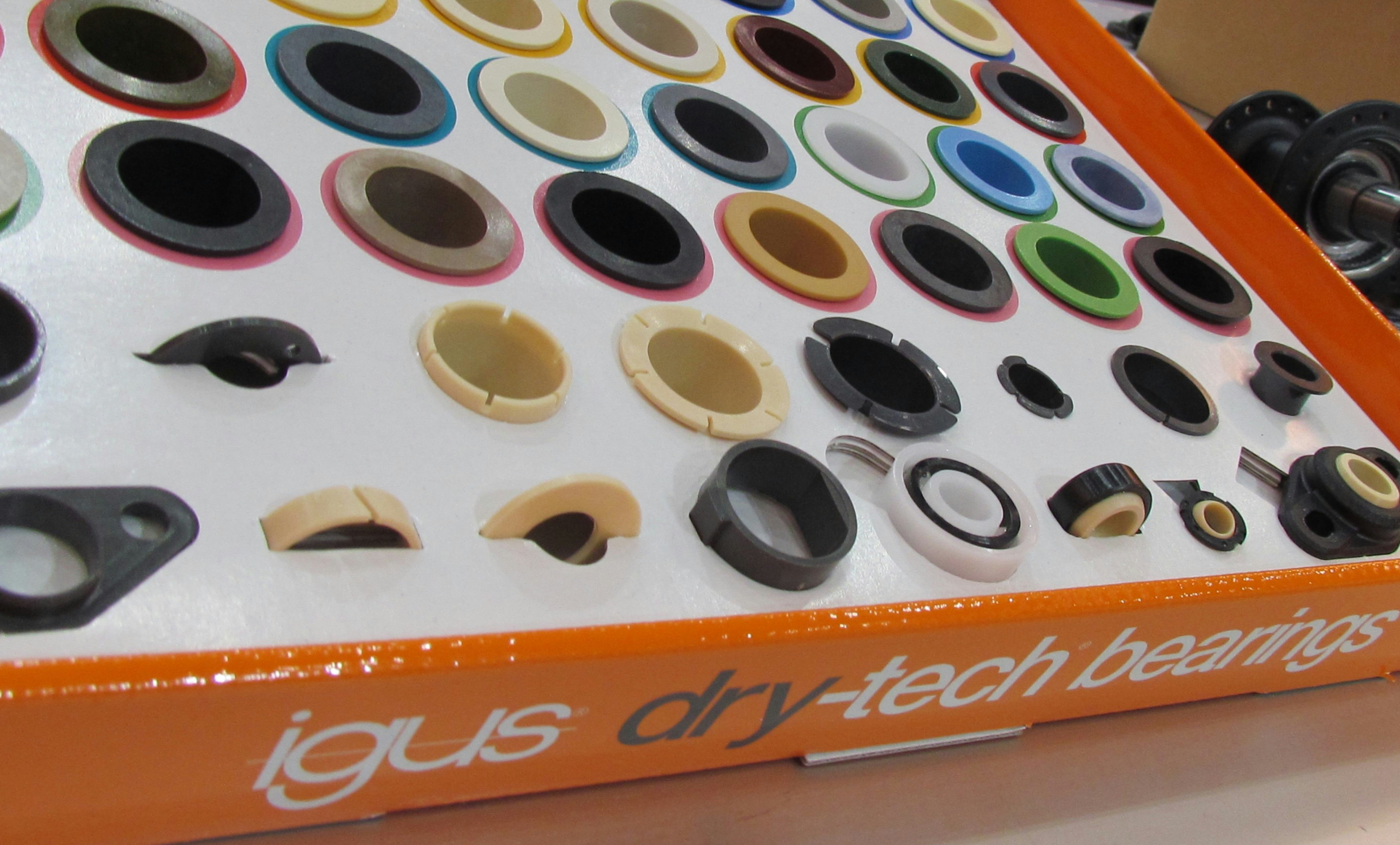 Igus iglide plastic bearings offers solutions for all bike types and their parts like suspension forks, dropper posts as well as other pivoting points. – Photo Bike Europe
