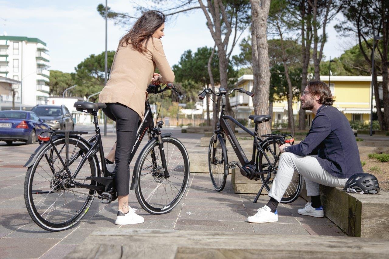 Back in town after holidays? Ride a Devron Europe's city or folding bike