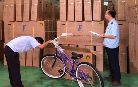 越南海關發現首批違反原產地規範的貨物。照片來源／Binh Duong Customs