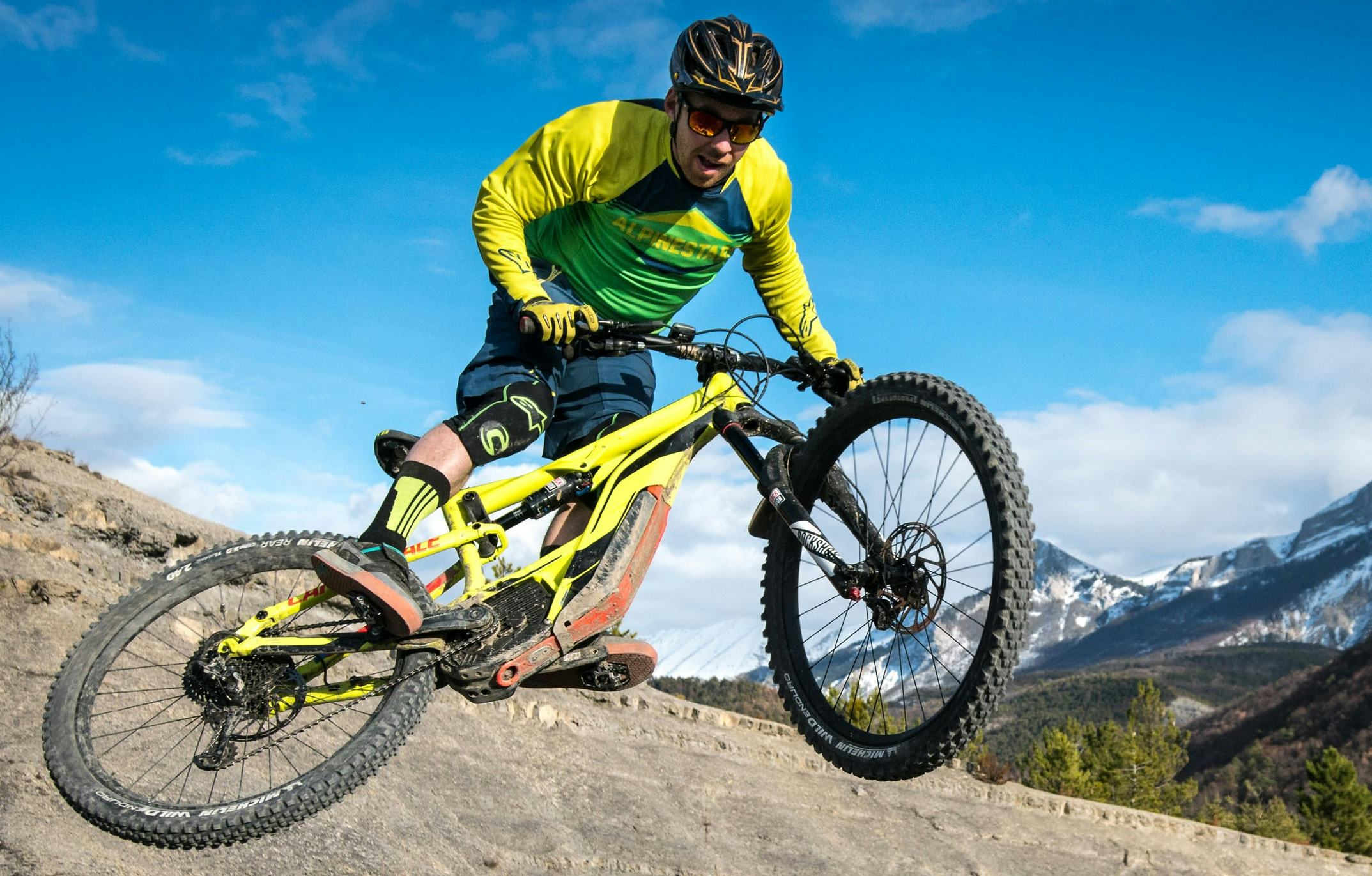 Cannondale Moterra and Habit Neo are important contributors to Dorel’s successful third quarter. – Photo Dorel