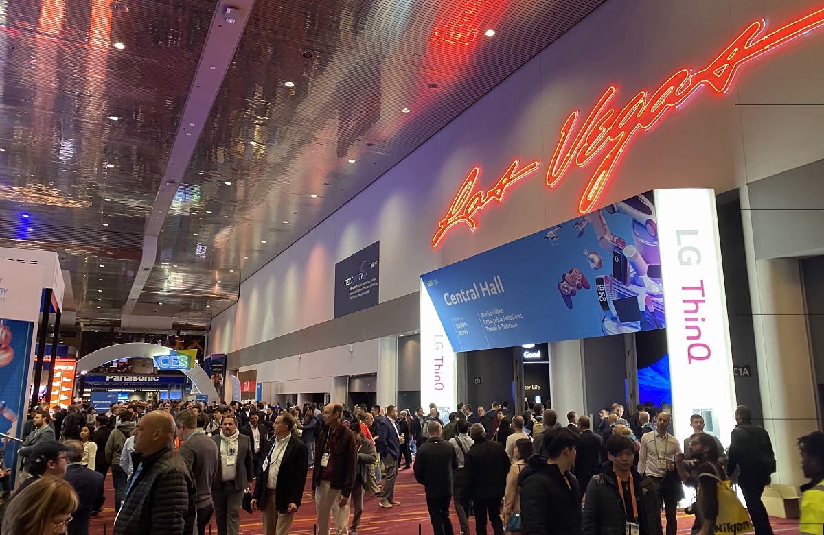 Last month’s Consumer Electronics Show in Las Vegas hosted lots of e-bike brands and many connected components and accessories. – Photo Michel de Chavanon