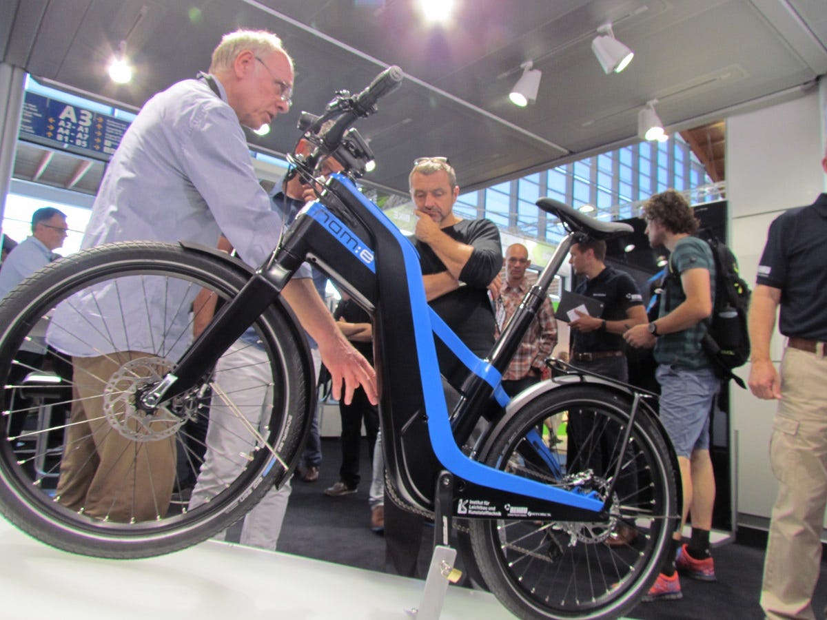 Rehau’s e-bike composite frame project attracted lots of attention at 2015 Eurobike show. – Photo Bike Europe