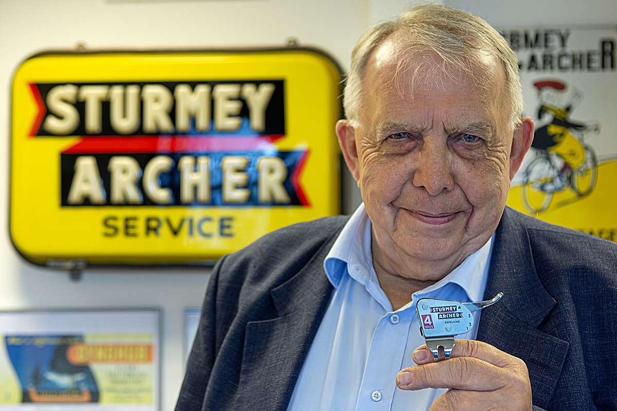Alan Clarke在服務自行車產業超過50年之後宣佈退休。照片來源／Sunrace Sturmey-Archer
