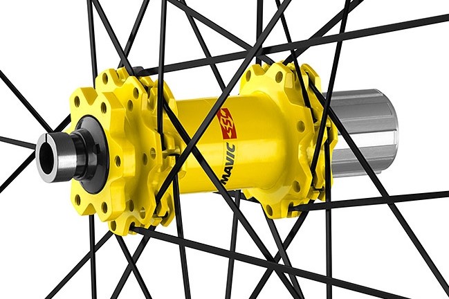  法國商業律師Didier Poulmaire正帶頭策畫吸引消費者投資Mavic品牌。照片來源／Michel de Chavanon