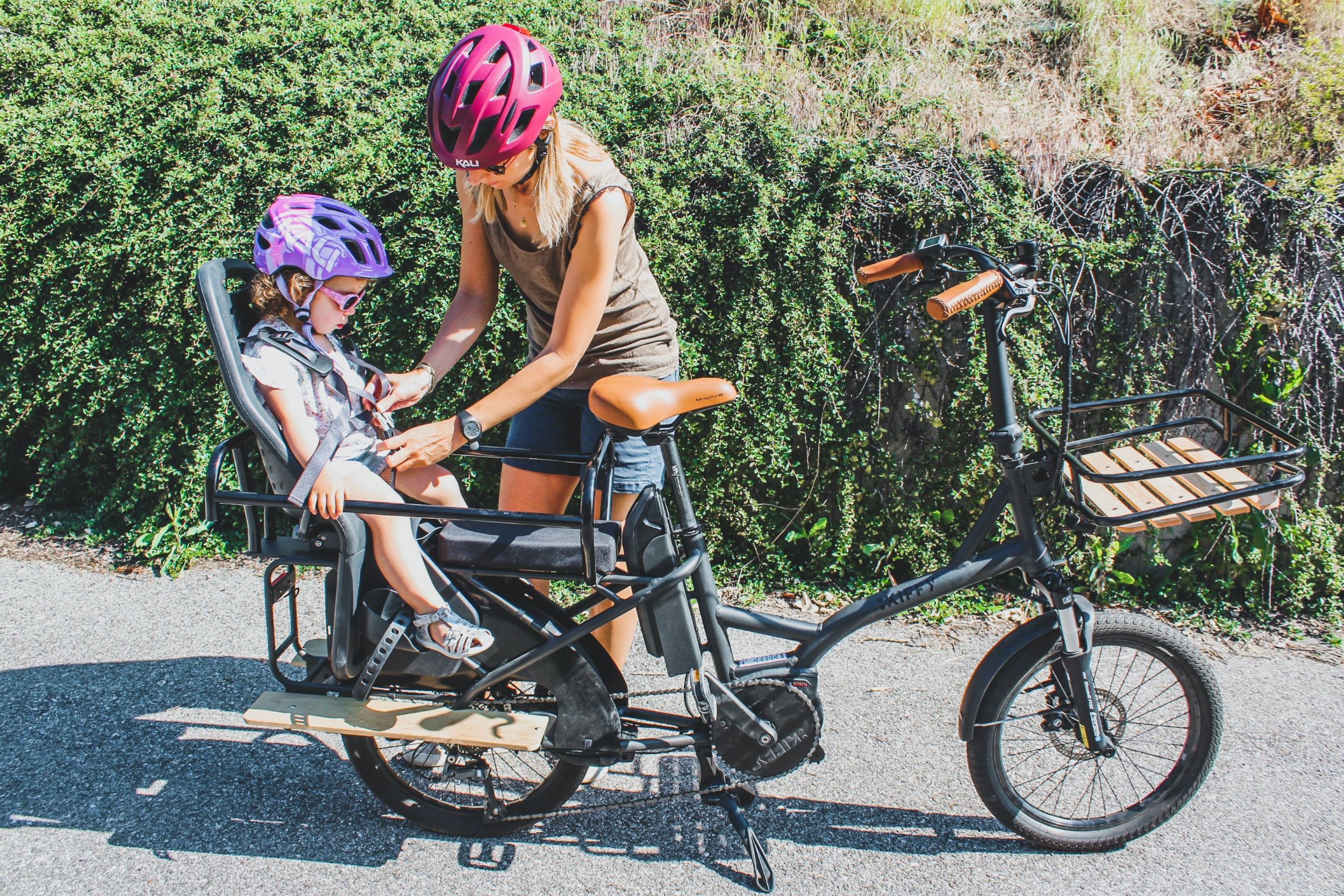 Following tricycles French brand Kiffy is now pushing e cargo bikes