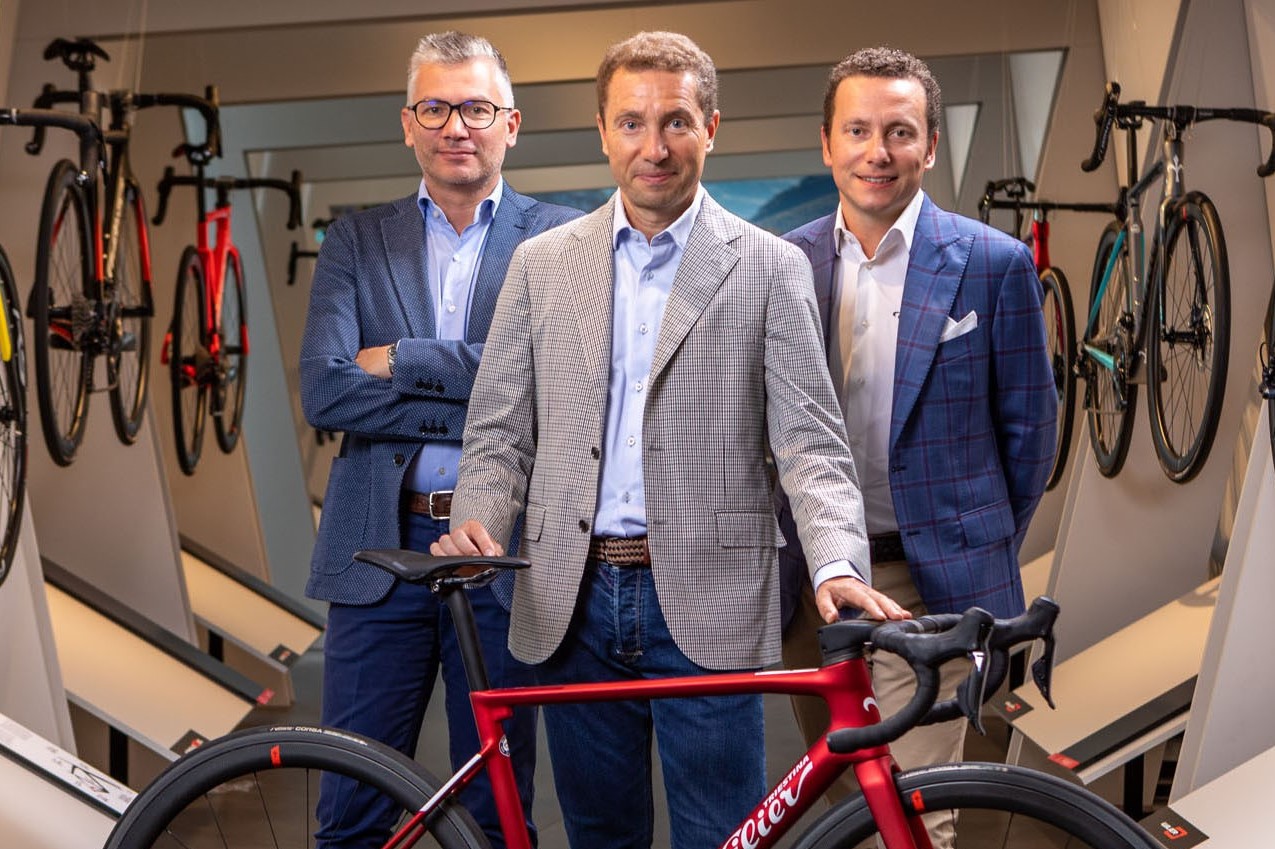 （圖左至右）掌管Wilier Triestina家族企業的三兄弟Enrico、Michele和Andrea Gastaldello。照片來源／Wilier Triestina