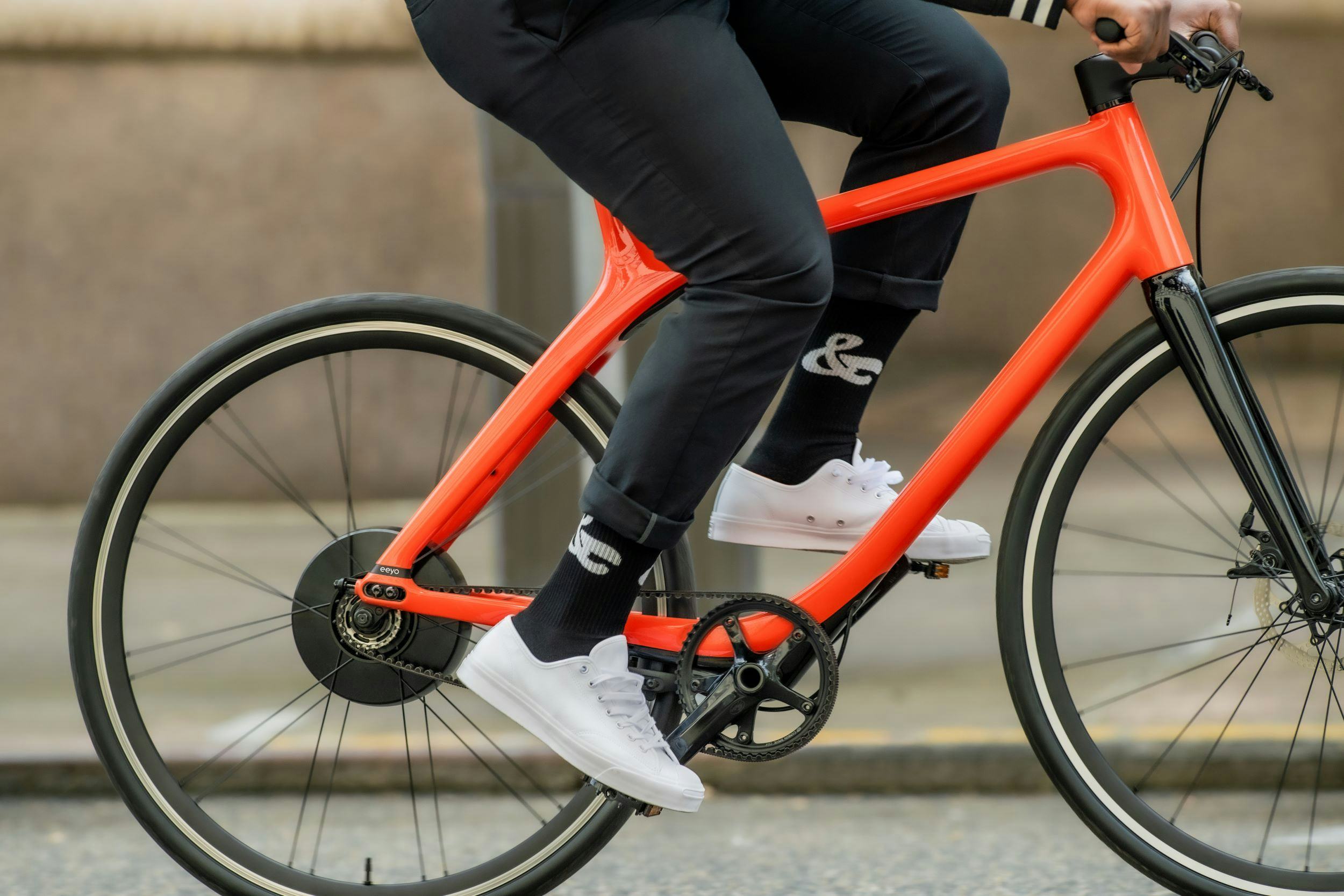 The Eeyo 1 e-bikes, which are about to enter the European market have the Eeyo Smartwheel, an integrated hub system which houses the motor, battery and other electronics. – Photo Gogoro 