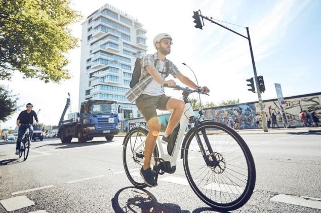 The new sportive setting from Shimano further supports urban e-bike riding. - Photo Shimano