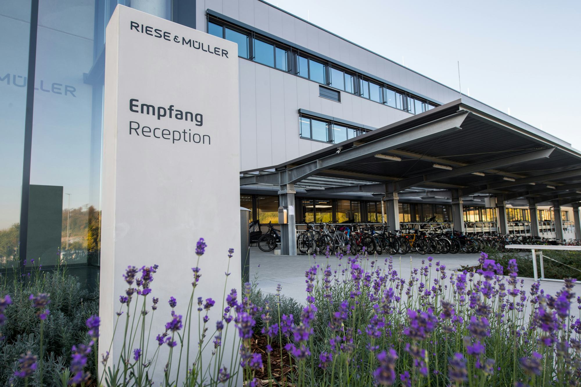 Riese & Müller永續計劃之一是在德國Mühltal經營一座氣候中和的校園。照片來源/Riese & Müller