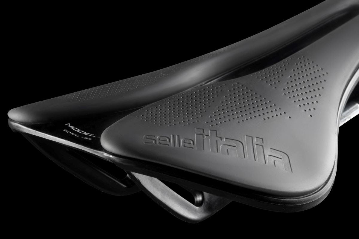 The Model X Green Superflow is the first saddle produced by Selle Italia which adopts their new sustainable production process. - Photo Selle Italia
