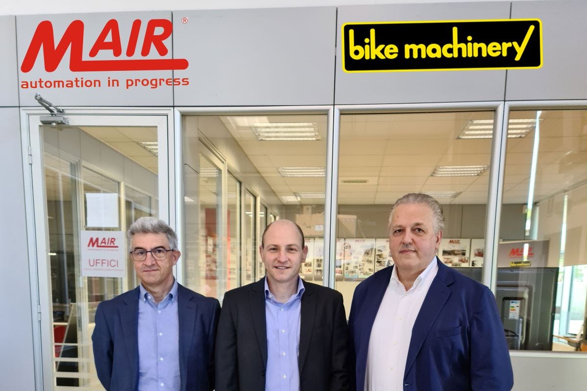 Bike Machinery will become a brand of Mair Srl. managed by Mair Vice President Piergiorgio Gabellini, Sales Manager Carlo Cortinovis and President Alfredo Longhi (fltr.). – Photo Mair