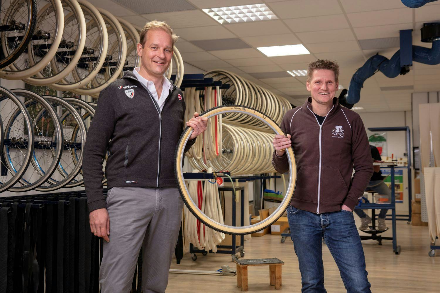 Vittoria Group President and CEO Stijn Vriends (l.) and Managing Director Richard Nieuwhuis of A. Dugast. – Photo Vittoria 