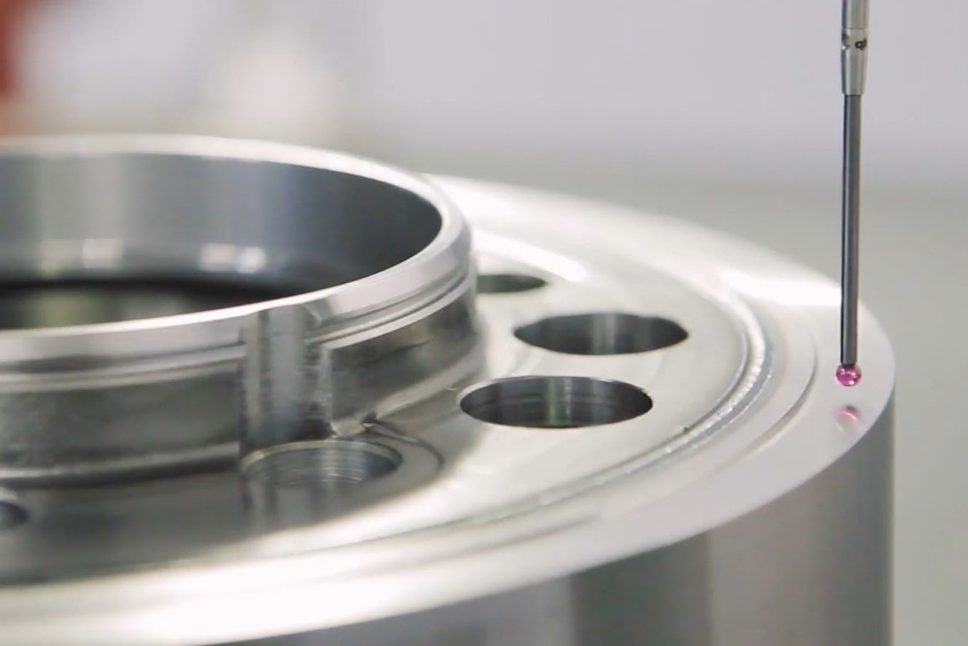 hGears expects to invest the majority of its IPO proceeds in increasing its production capacity for e-bike and electric and hybrid vehicle parts. - Photo hGears