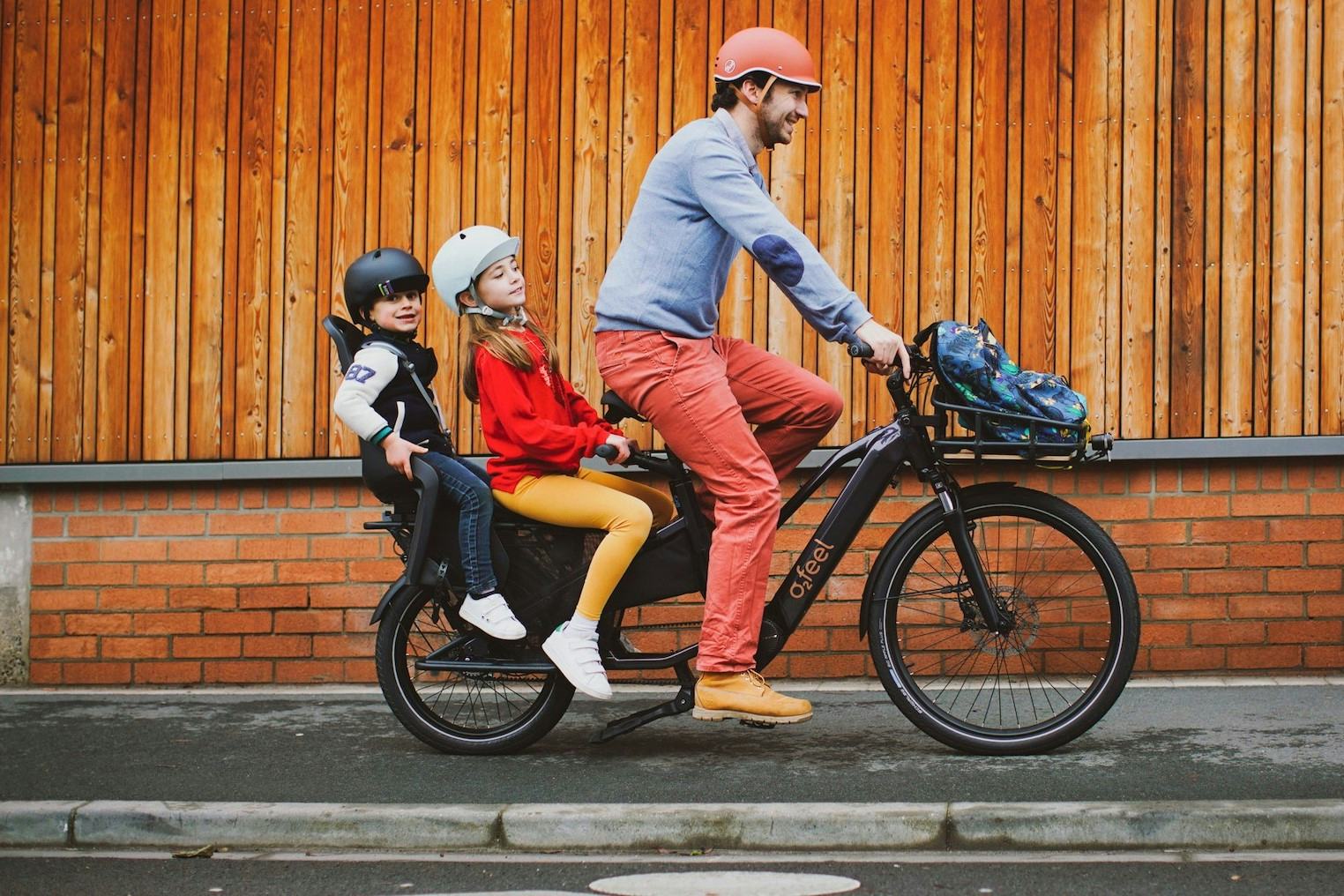 The cargo bike market is of increasing interest to manufacturers like the French brand O2Feel, which has just launched its first longtail model. - Photo Michel de Chavanon