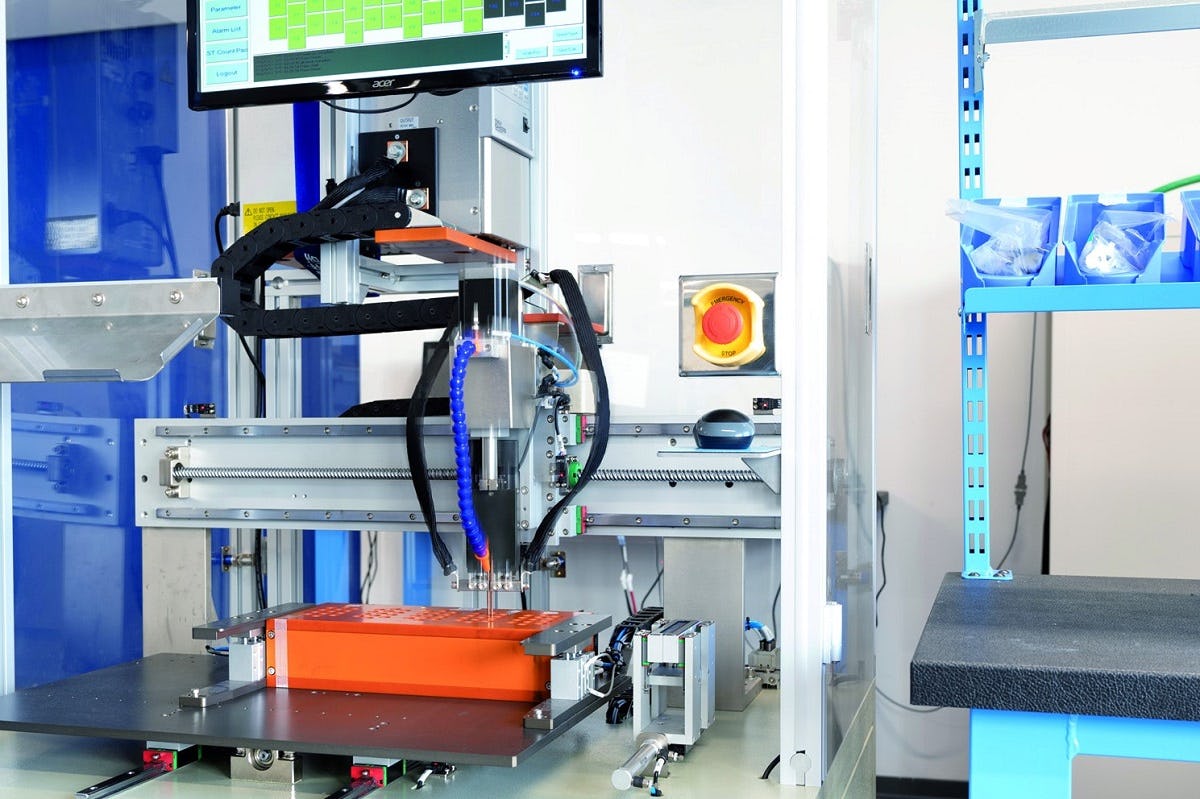 In 2018 Five decide to set up a department entirely dedicated to battery production and testing. – Photo Five