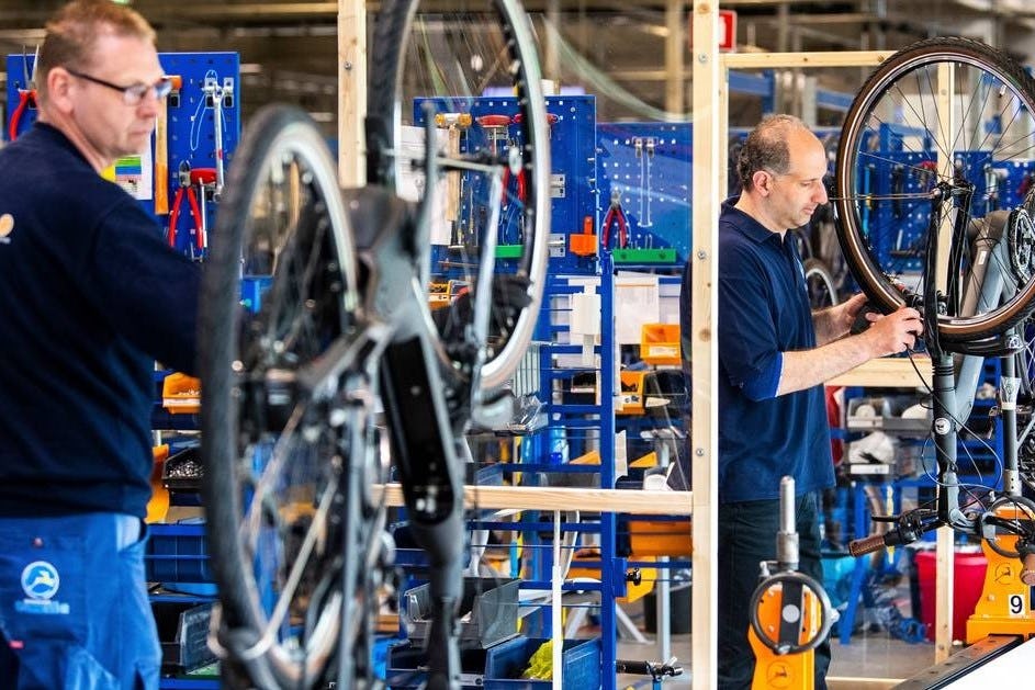 A major investment by Pon.Bike in a new assembly facility in Lithuania. – Photo Gazelle
